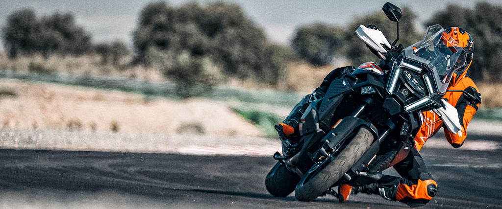KTM 1390 СУПЕР ЭДВЕНЧЕР С / SUPER ADVENTURE S - обзор и